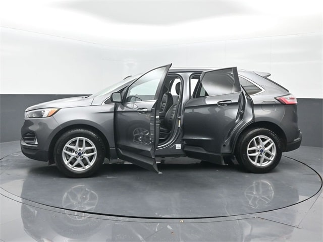 used 2022 Ford Edge car