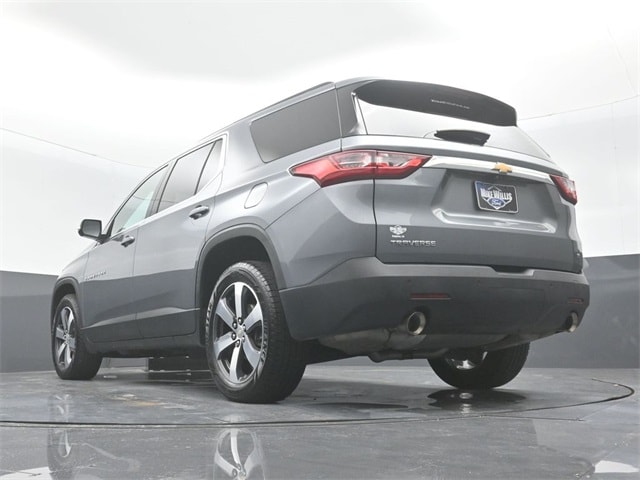 used 2020 Chevrolet Traverse car, priced at $23,582