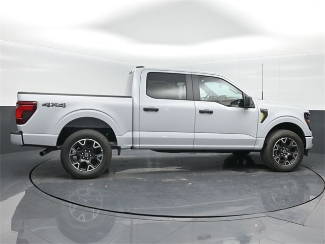 new 2025 Ford F-150 car, priced at $52,130