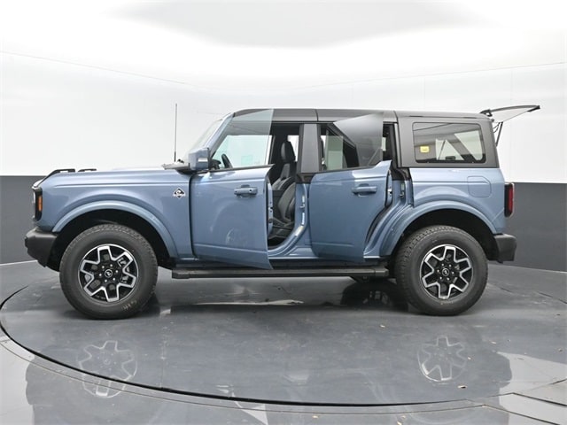 new 2024 Ford Bronco car, priced at $51,955