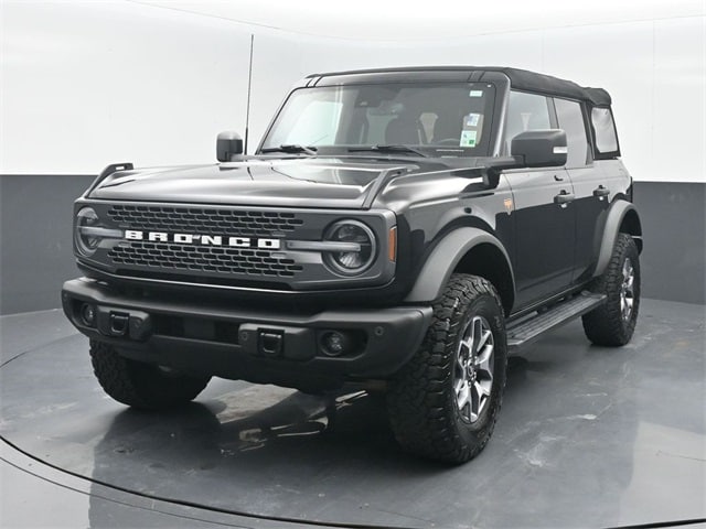 used 2023 Ford Bronco car, priced at $47,154