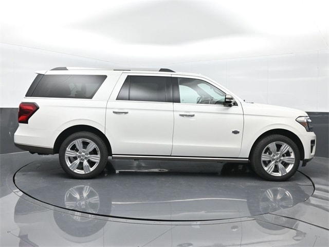 new 2024 Ford Expedition car, priced at $76,445