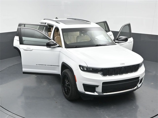 used 2021 Jeep Grand Cherokee L car, priced at $27,596