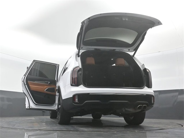 used 2025 Kia Telluride car, priced at $45,668