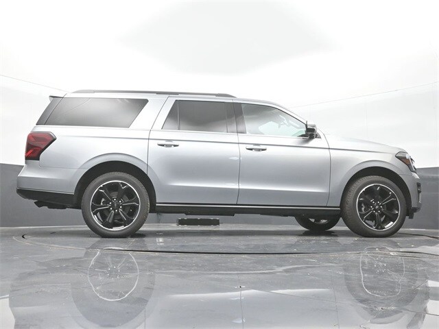 new 2024 Ford Expedition car, priced at $71,860