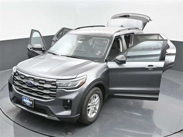 new 2025 Ford Explorer car, priced at $41,210