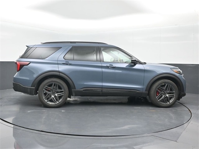 new 2025 Ford Explorer car, priced at $45,075