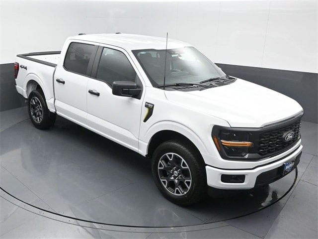 new 2024 Ford F-150 car, priced at $47,372