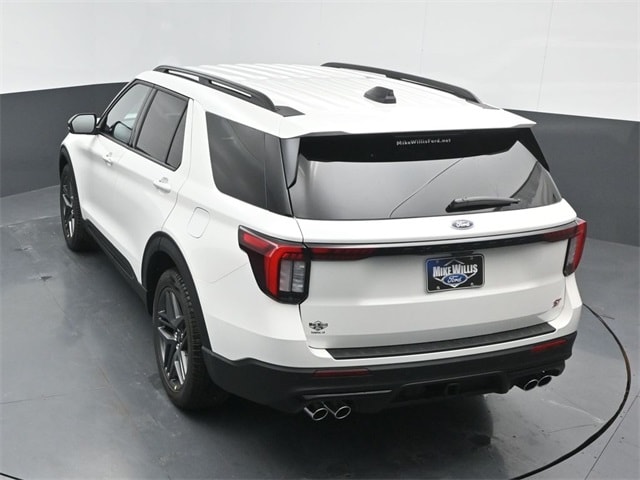 new 2025 Ford Explorer car, priced at $54,660