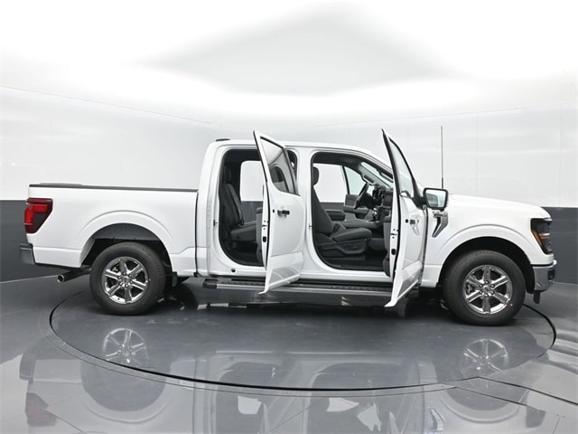 new 2024 Ford F-150 car, priced at $46,745