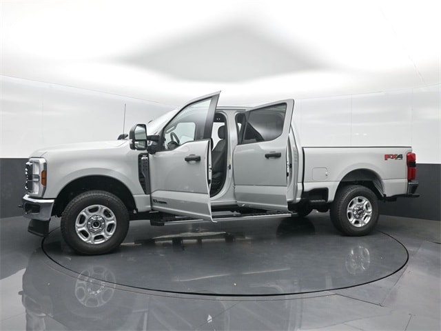 new 2025 Ford Super Duty car, priced at $71,940
