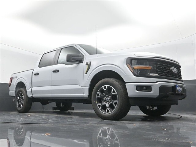 new 2025 Ford F-150 car, priced at $52,130