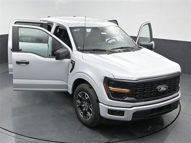 new 2025 Ford F-150 car, priced at $47,780