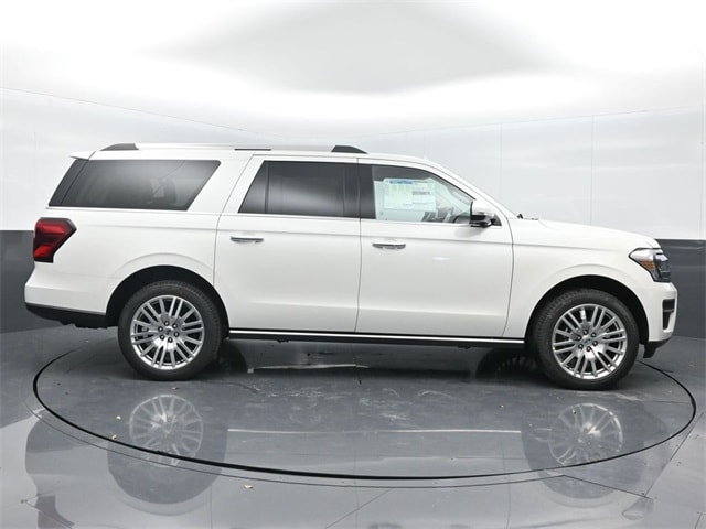 new 2024 Ford Expedition car, priced at $73,895