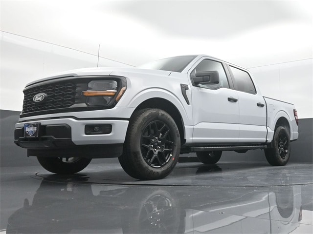 new 2025 Ford F-150 car, priced at $49,365