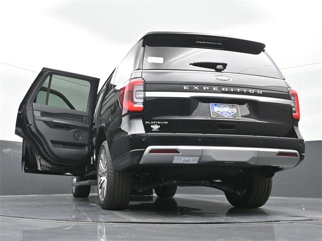 new 2024 Ford Expedition car, priced at $74,270