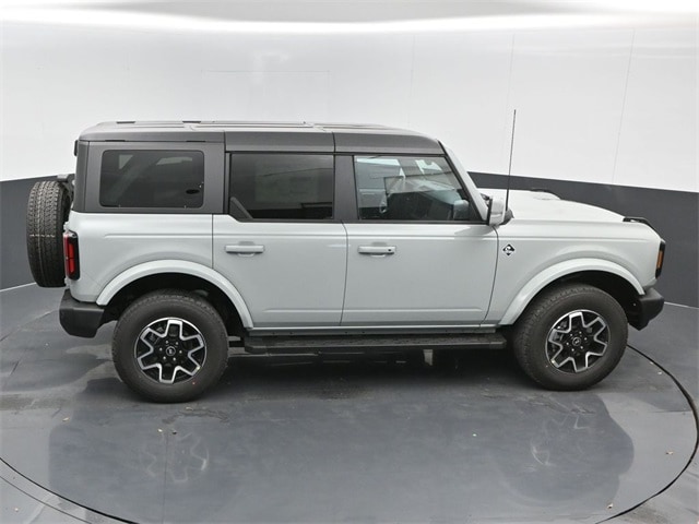 new 2024 Ford Bronco car, priced at $51,755