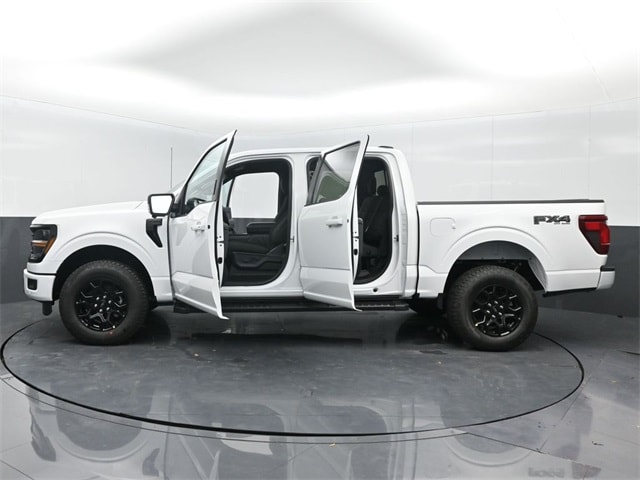 new 2024 Ford F-150 car, priced at $58,235