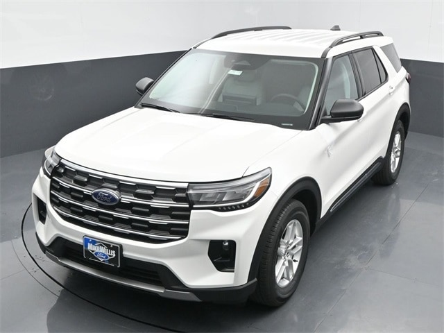 new 2025 Ford Explorer car, priced at $42,605