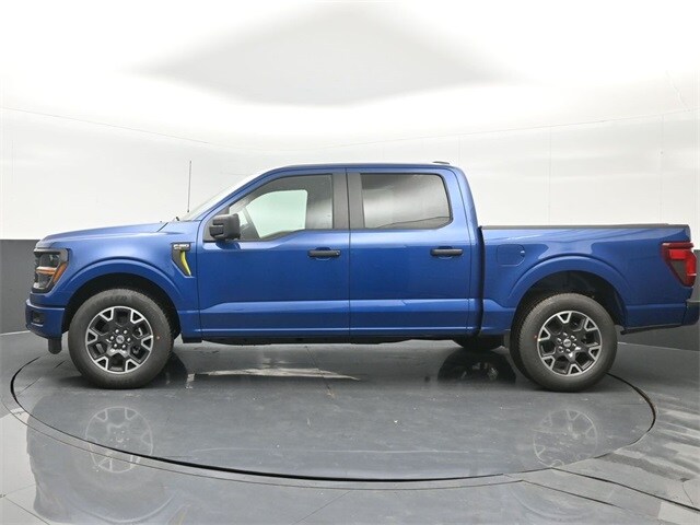 new 2024 Ford F-150 car, priced at $43,026