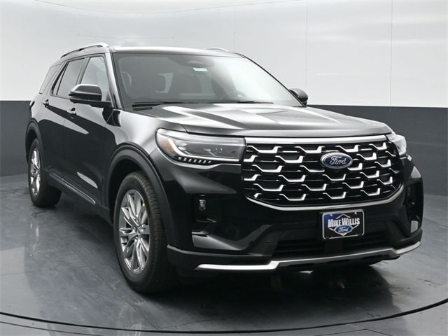 new 2025 Ford Explorer car, priced at $49,976