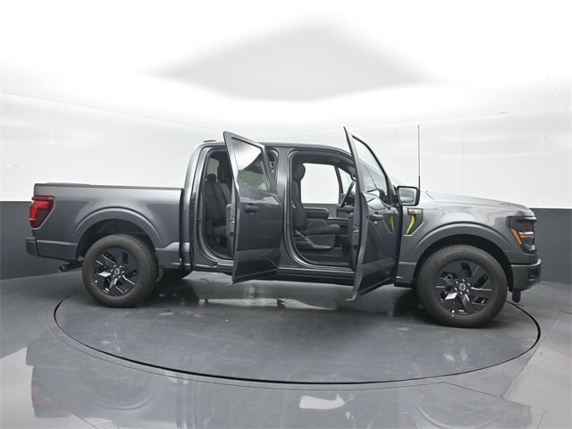 new 2025 Ford F-150 car, priced at $45,230