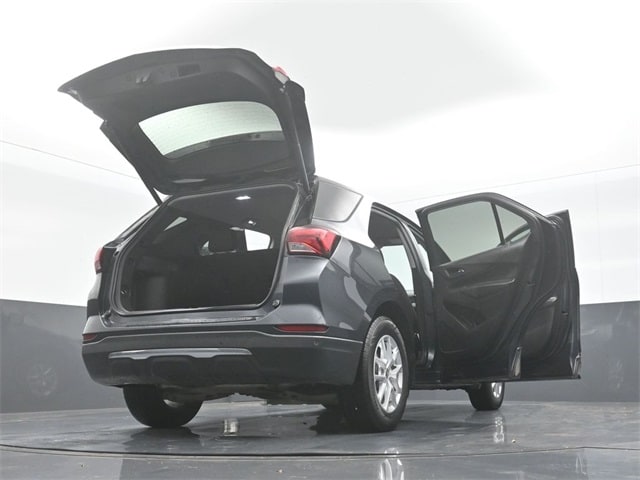 used 2022 Chevrolet Equinox car, priced at $18,417