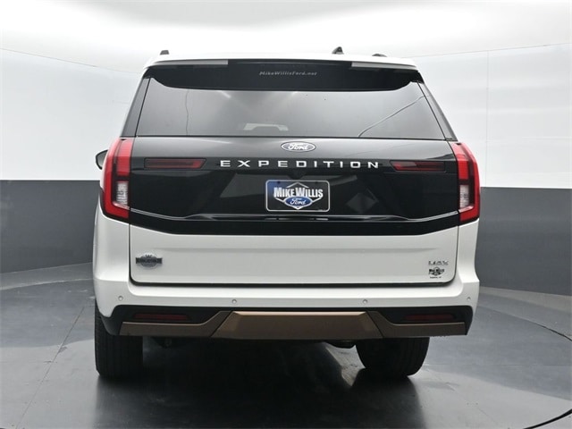 new 2025 Ford Expedition car, priced at $89,845
