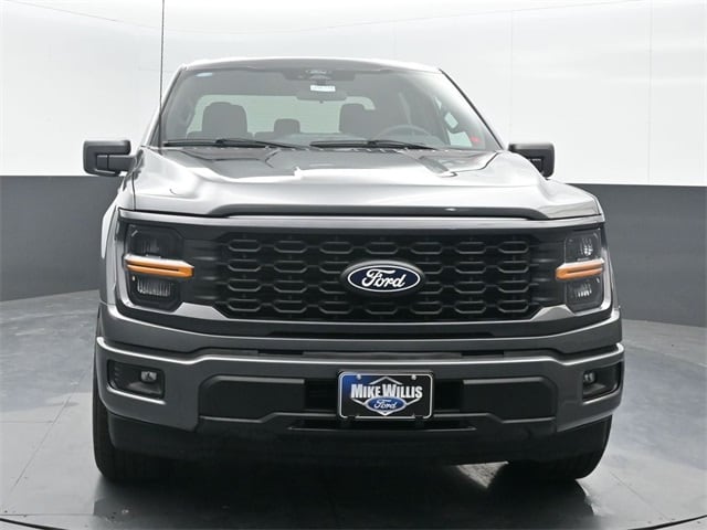 new 2025 Ford F-150 car, priced at $43,083