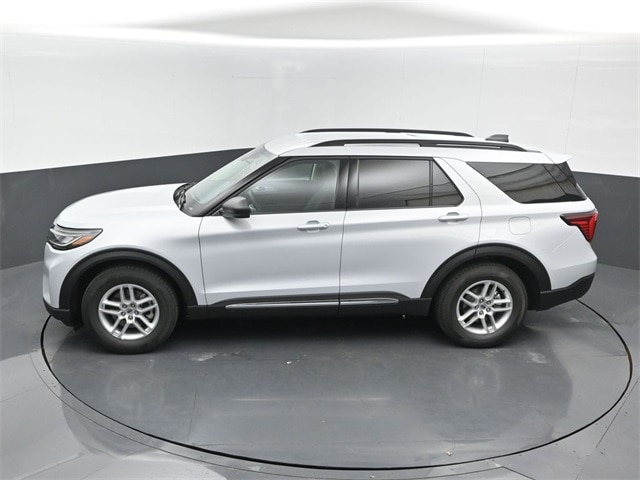 new 2025 Ford Explorer car, priced at $37,645