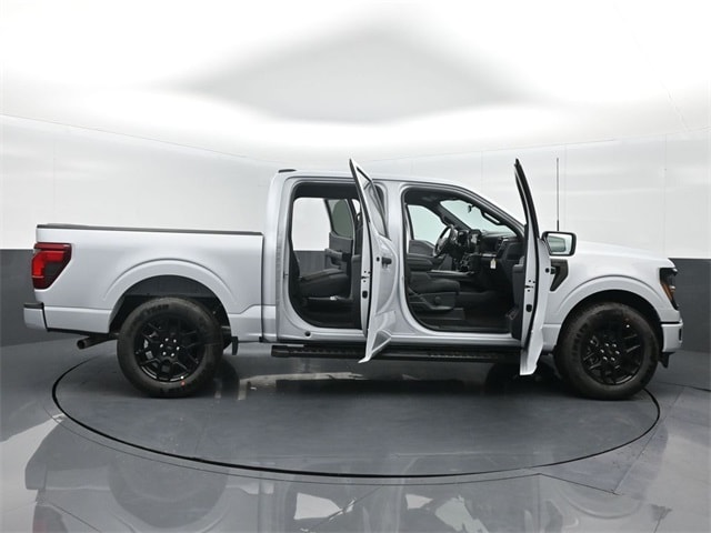 new 2025 Ford F-150 car, priced at $49,365