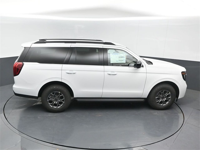 new 2025 Ford Expedition car, priced at $63,995