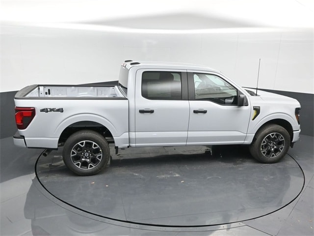 new 2025 Ford F-150 car, priced at $52,130