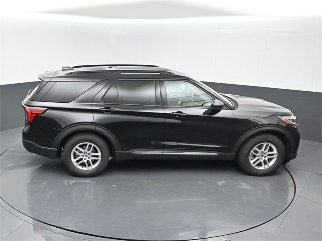 new 2025 Ford Explorer car, priced at $37,645