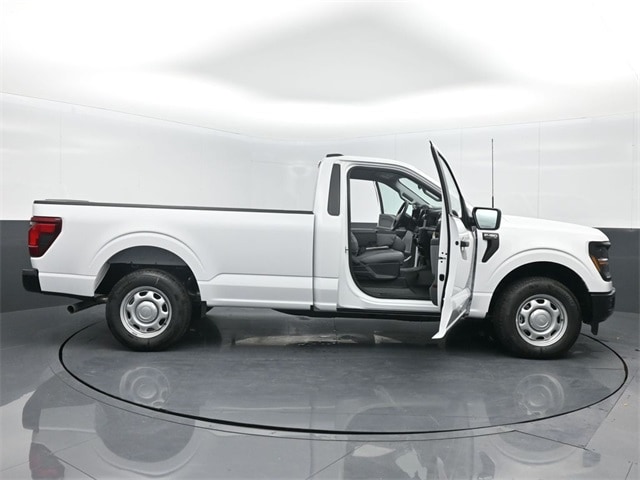 new 2024 Ford F-150 car, priced at $38,278