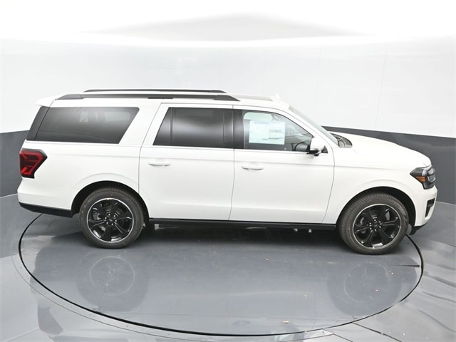 new 2024 Ford Expedition car, priced at $69,960