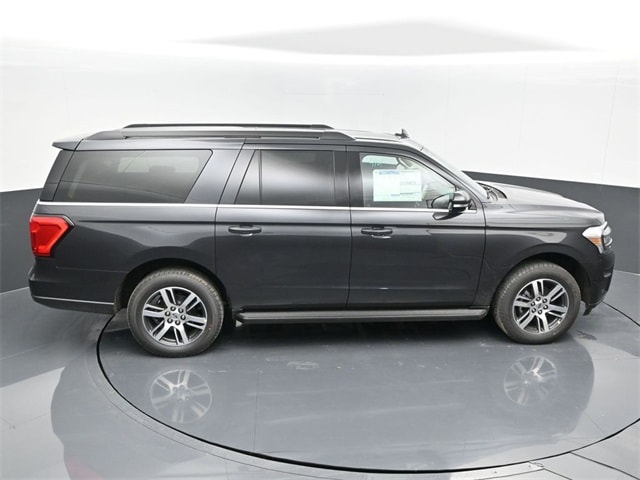 new 2024 Ford Expedition car, priced at $62,000