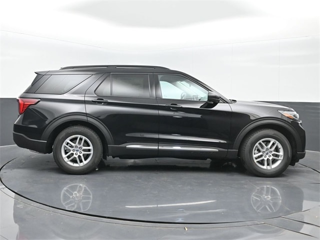 new 2025 Ford Explorer car, priced at $44,710