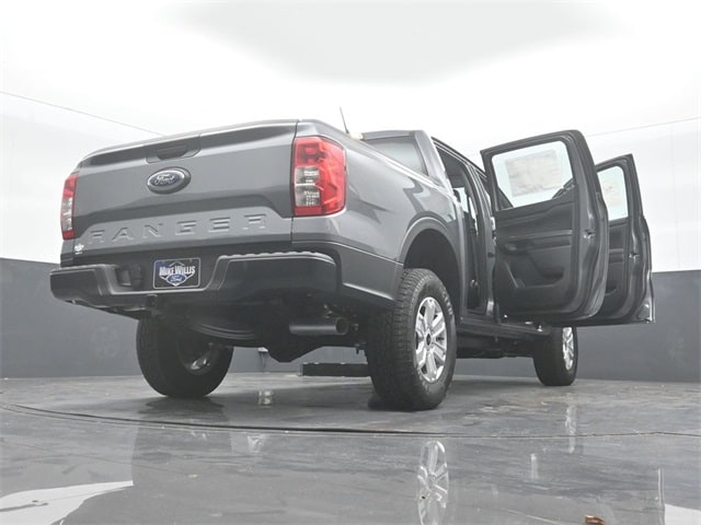 new 2025 Ford Ranger car, priced at $33,725