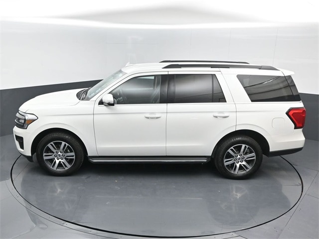 used 2023 Ford Expedition car, priced at $48,739