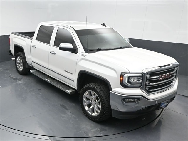 used 2018 GMC Sierra 1500 car, priced at $35,258