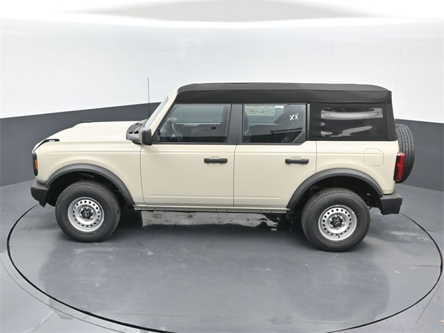 new 2025 Ford Bronco car, priced at $41,280