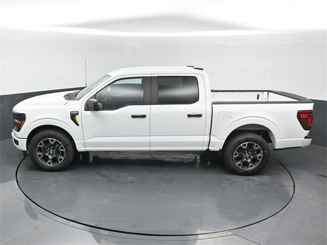 new 2025 Ford F-150 car, priced at $46,640