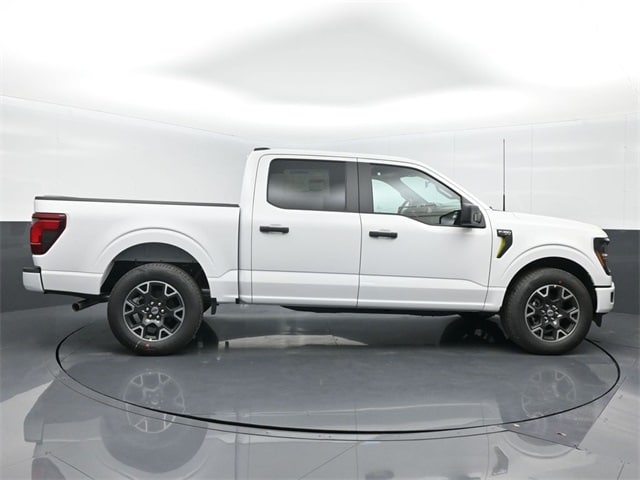 new 2024 Ford F-150 car, priced at $44,897