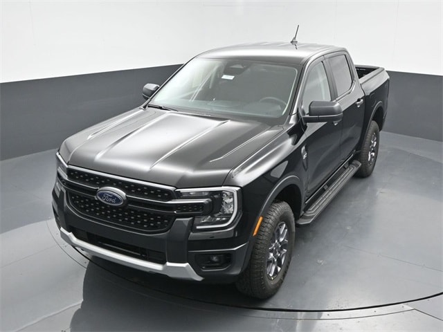 new 2025 Ford Ranger car, priced at $40,375