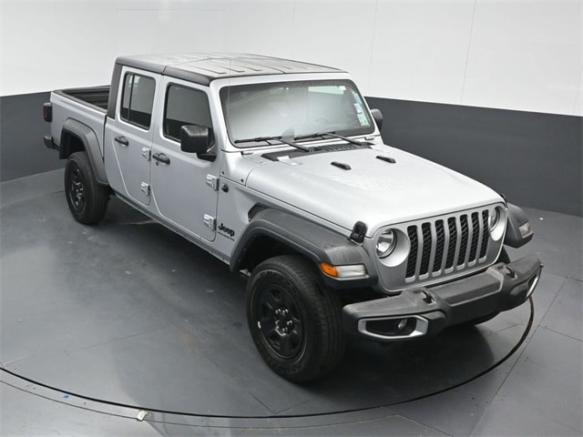 used 2023 Jeep Gladiator car, priced at $32,789