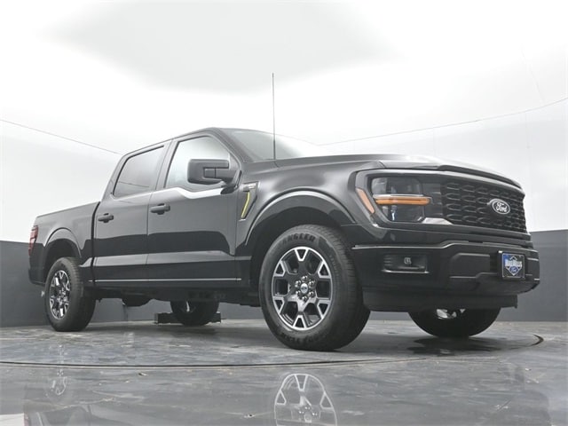 new 2025 Ford F-150 car, priced at $46,640