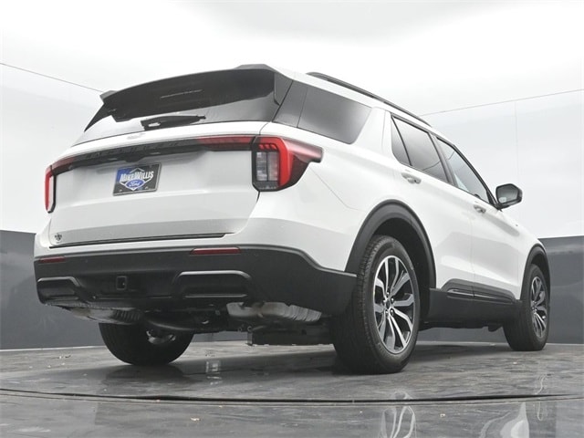 new 2025 Ford Explorer car, priced at $43,405