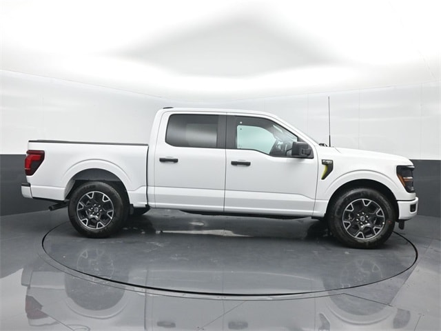 new 2025 Ford F-150 car, priced at $42,130