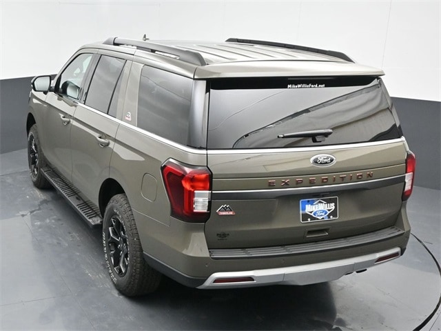 new 2024 Ford Expedition car, priced at $71,515